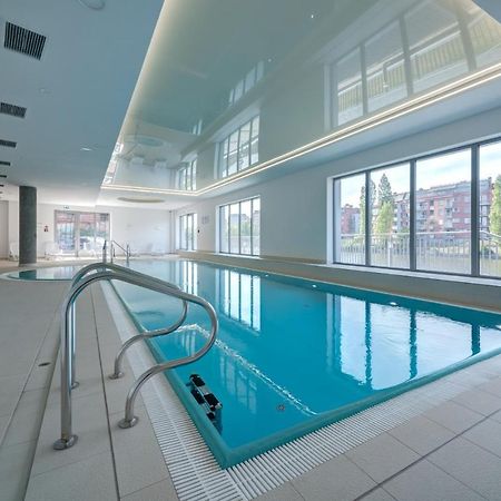 Live & Travel Apartments - Waterlane Island Гданск Екстериор снимка