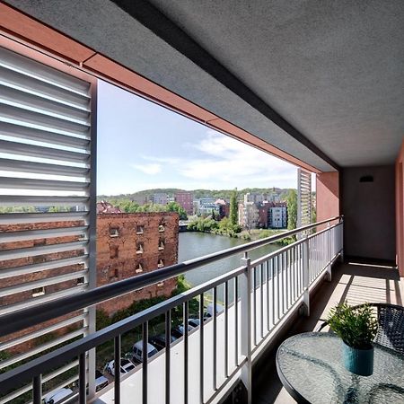 Live & Travel Apartments - Waterlane Island Гданск Екстериор снимка