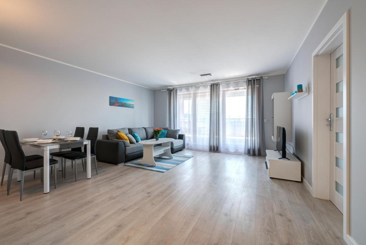 Live & Travel Apartments - Waterlane Island Гданск Екстериор снимка
