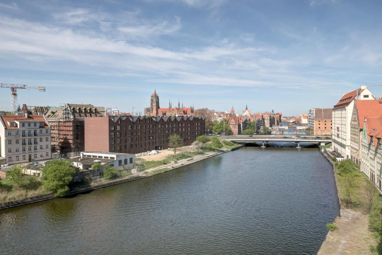 Live & Travel Apartments - Waterlane Island Гданск Екстериор снимка