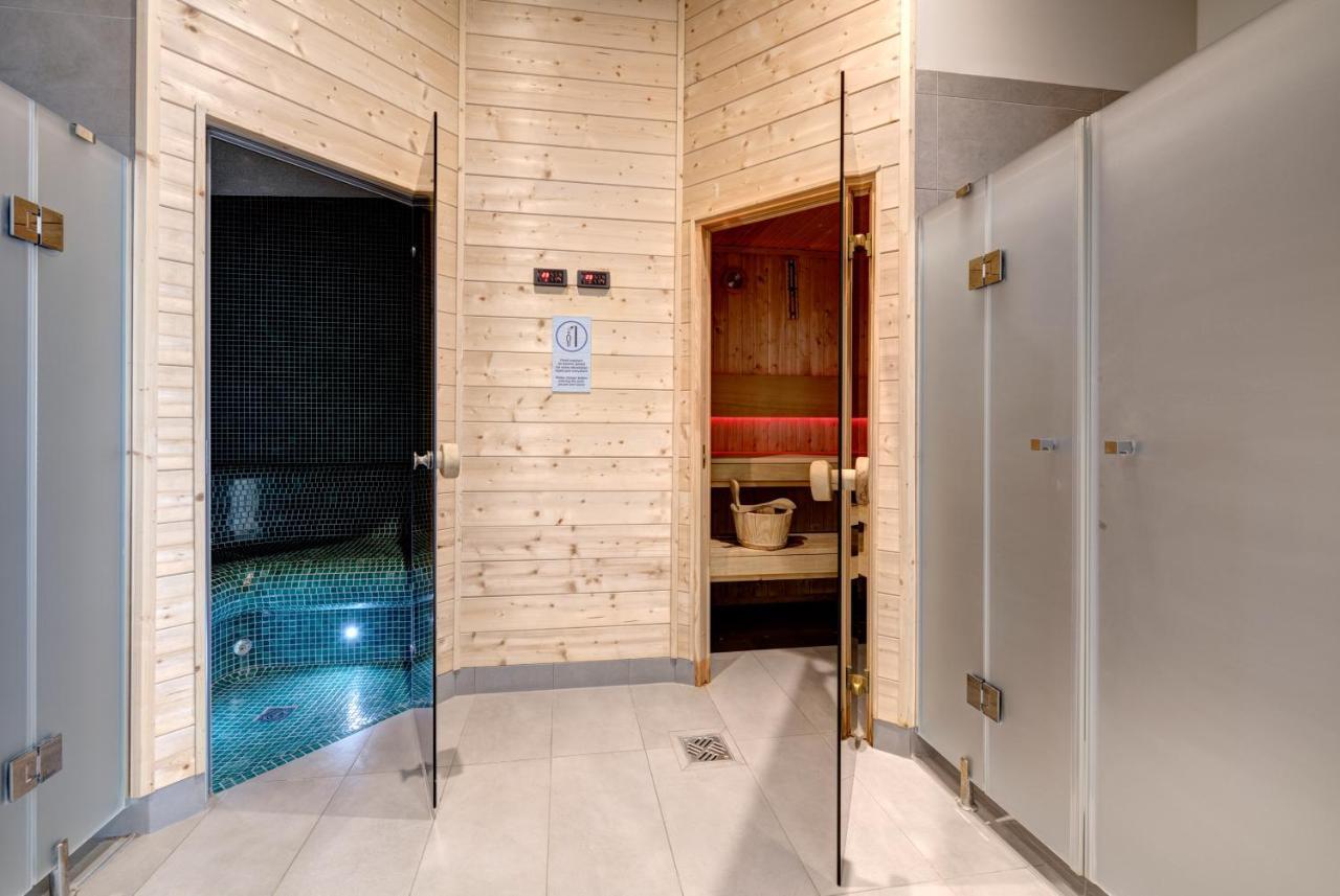 Live & Travel Apartments - Waterlane Island Гданск Екстериор снимка